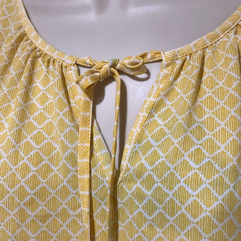 Banana Republic top - Picture 2 of 9